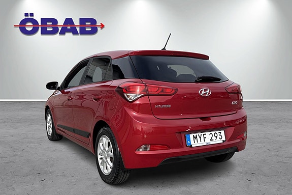 Hyundai i20 6 of 12