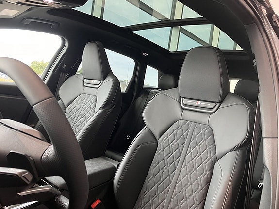 Audi Q6 e-tron 5 of 13