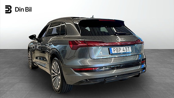 Audi e-tron 3 of 15