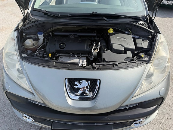 Peugeot 207 22 of 30