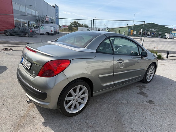 Peugeot 207 27 of 30