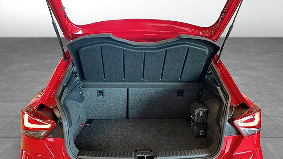 Seat Ibiza 12 of 15