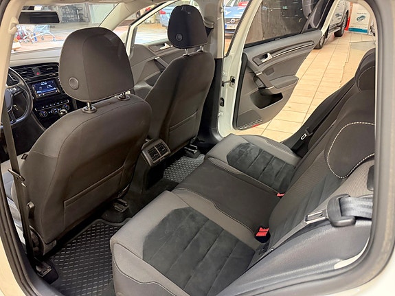 Volkswagen Golf I 13 of 13