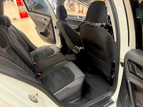 Volkswagen Golf I 12 of 13