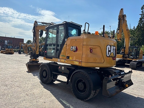CAT M315 3 of 9