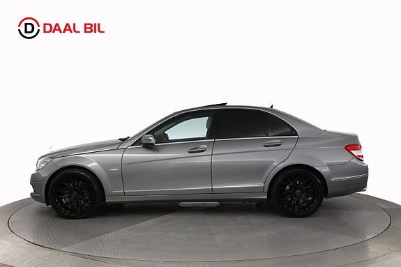 Mercedes-Benz C350 9 of 28