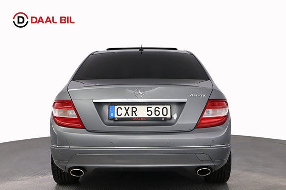 Mercedes-Benz C350 7 of 28