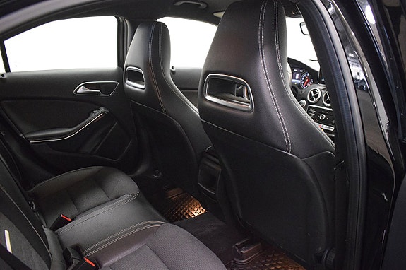 Mercedes-Benz A180 21 of 25