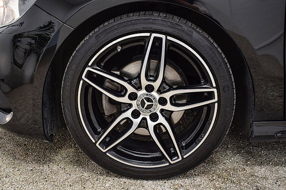 Mercedes-Benz A180 23 of 25