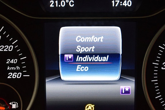 Mercedes-Benz A180 24 of 25
