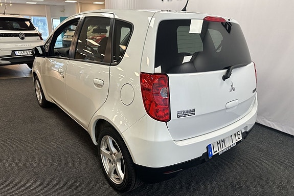 Mitsubishi Colt 3 of 10