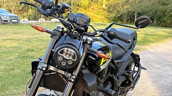 INDIAN FTR 1200 S 3 of 8