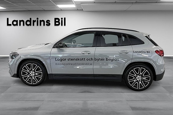 Mercedes-Benz GLA200 4 of 14