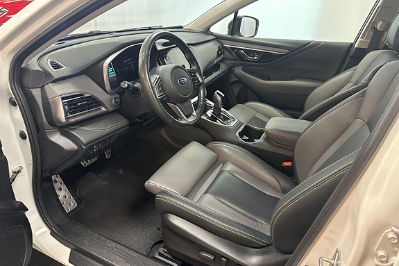 Subaru Outback 8 of 12