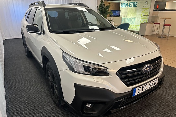 Subaru Outback 6 of 12