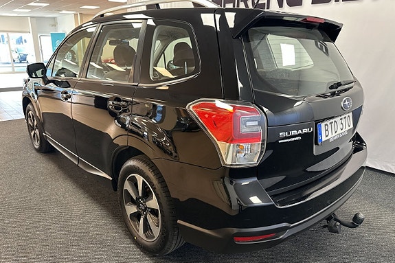 Subaru Forester 3 of 10
