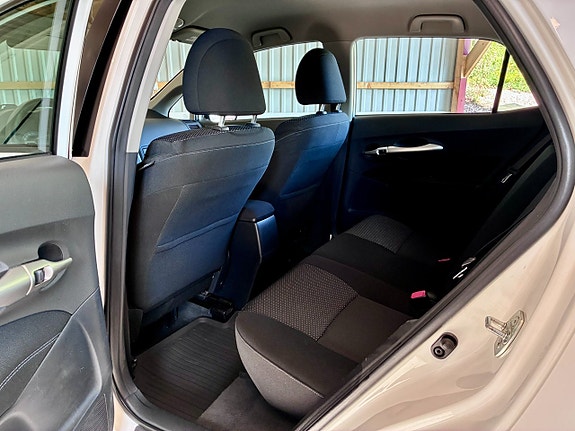 Toyota Auris 9 of 10