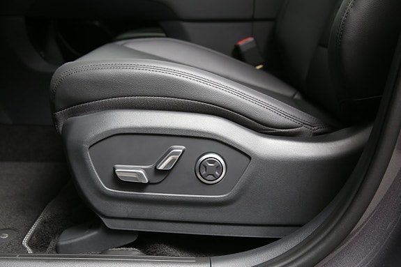 Hyundai Santa Fe 9 of 22