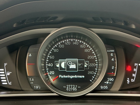 Volvo V40 Cross Country 21 of 30