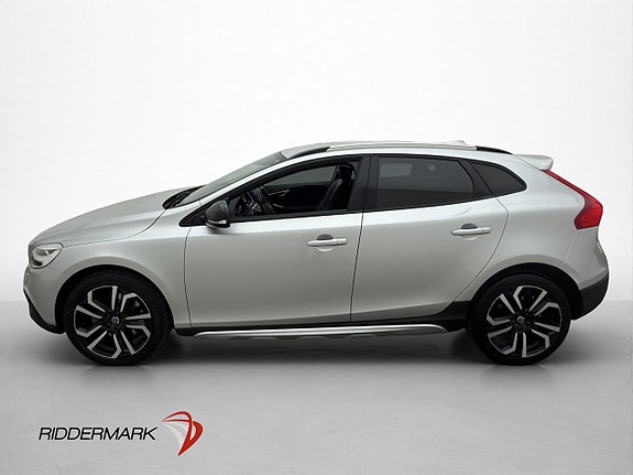 Volvo V40 Cross Country 4 of 30