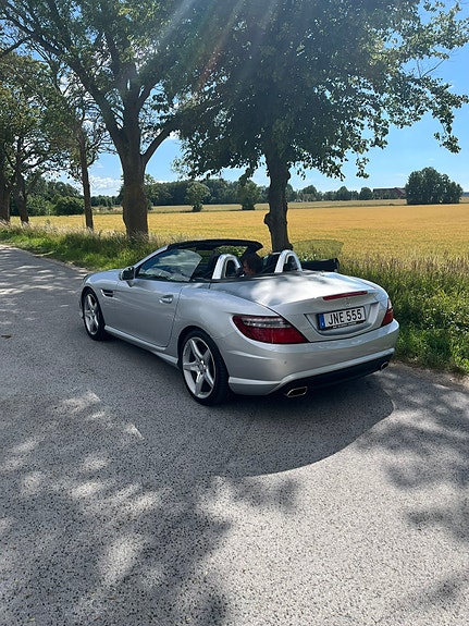 Mercedes-Benz SLK200 6 of 11