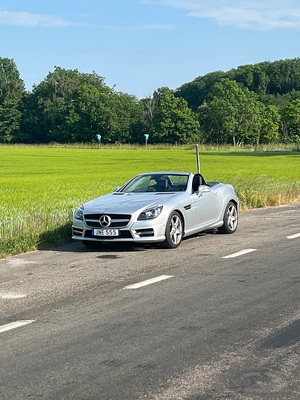 Mercedes-Benz SLK200 8 of 11