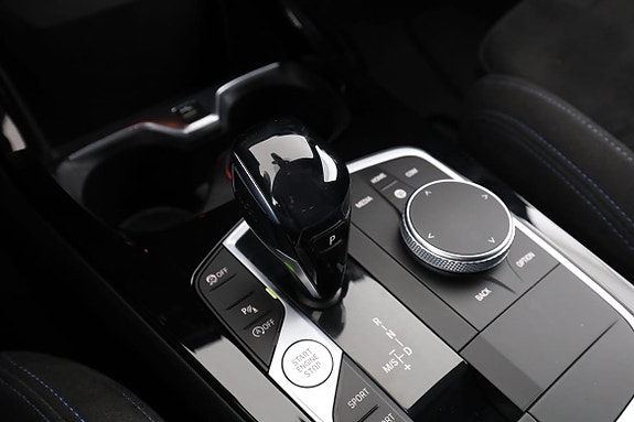 BMW 118i 27 of 30