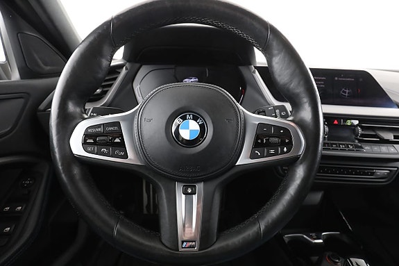 BMW 118i 19 of 30