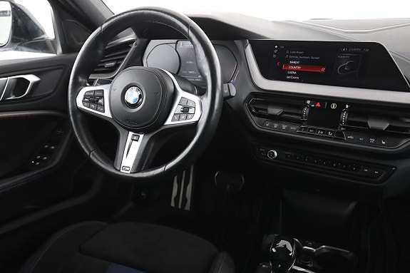 BMW 118i 14 of 30