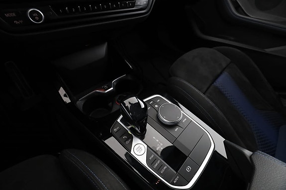BMW 118i 22 of 30