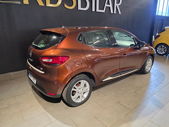 Renault Clio IV 5 of 11