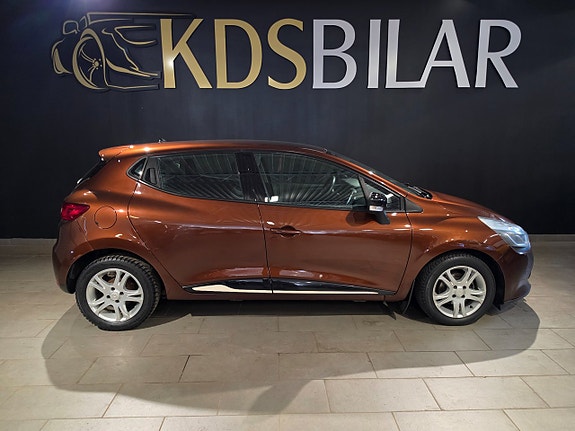 Renault Clio IV 4 of 11