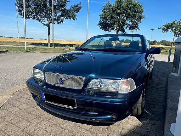 Volvo C70 3 of 7