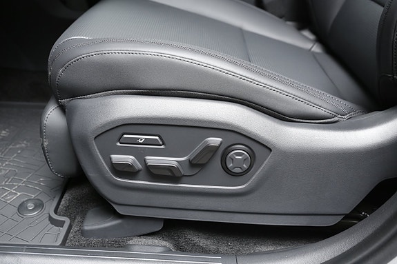 Hyundai Santa Fe 9 of 20