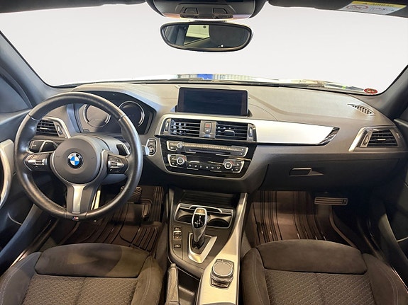 BMW 120 10 of 22