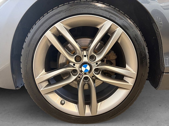BMW 120 8 of 22