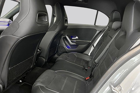 Mercedes-Benz A250 e 9 of 14