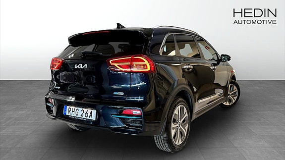 Kia e-Niro 2 of 12