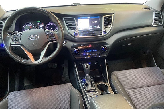 Hyundai Tucson 10 of 21