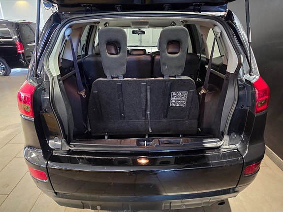 Peugeot 4007 12 of 12