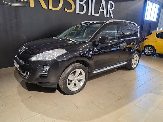 Peugeot 4007 2 of 12