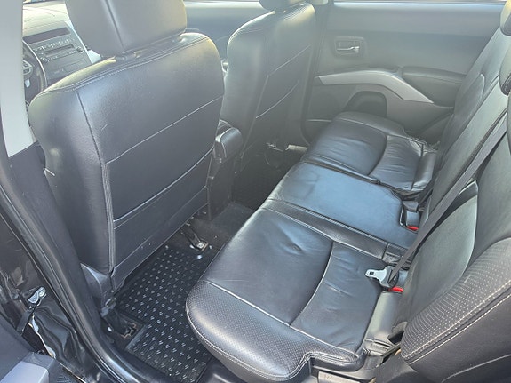 Peugeot 4007 10 of 12