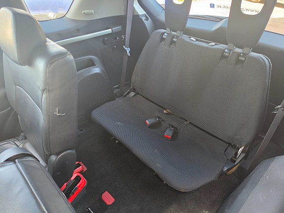 Peugeot 4007 11 of 12