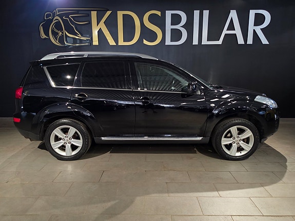 Peugeot 4007 4 of 12