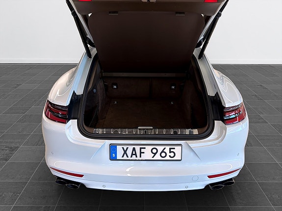 Porsche Panamera 4S 7 of 23