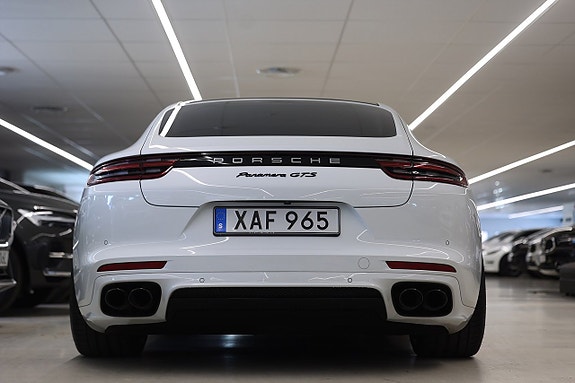 Porsche Panamera 4S 9 of 29