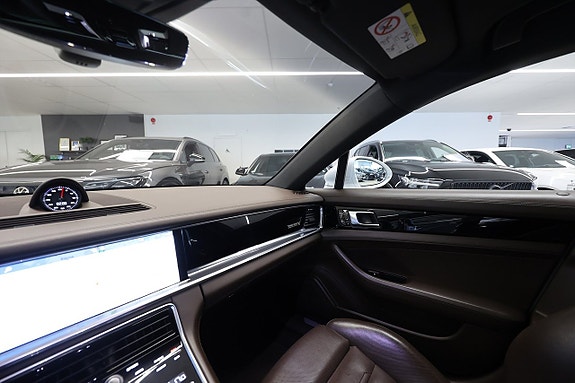 Porsche Panamera 4S 23 of 29