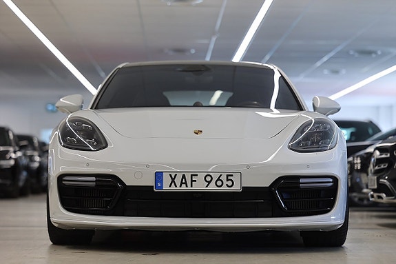 Porsche Panamera 4S 6 of 29
