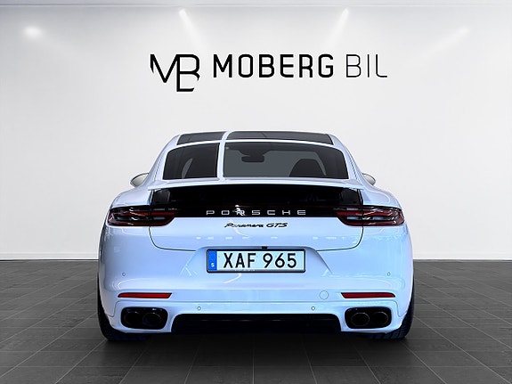Porsche Panamera 4S 6 of 23