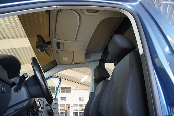 Volkswagen Caddy Maxi 11 of 11